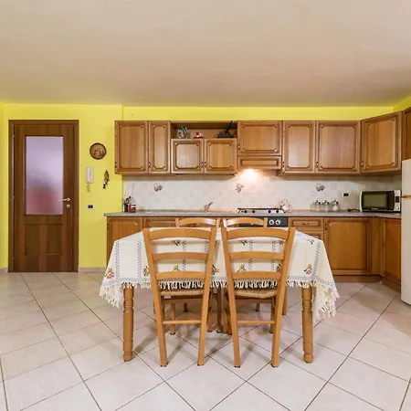 Domus Blanca Ivan Apartment *