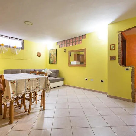 Domus Blanca Ivan Apartment *